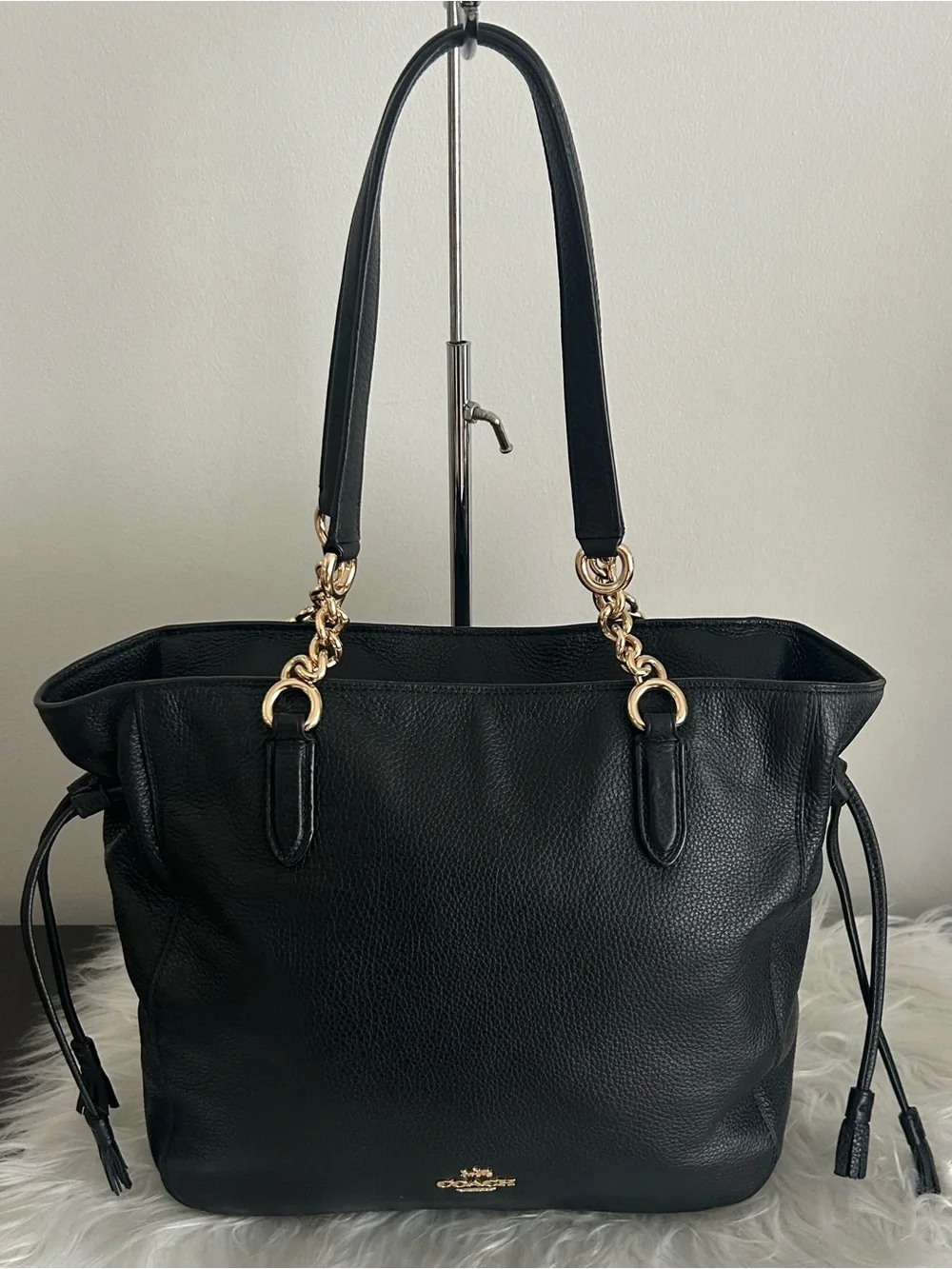 Coach Black Pebbled Leather Tote Bag Gold Chain Shoulder Purse